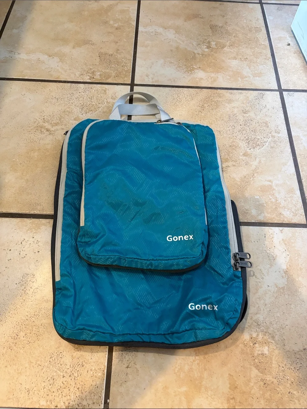 Gonex two piece